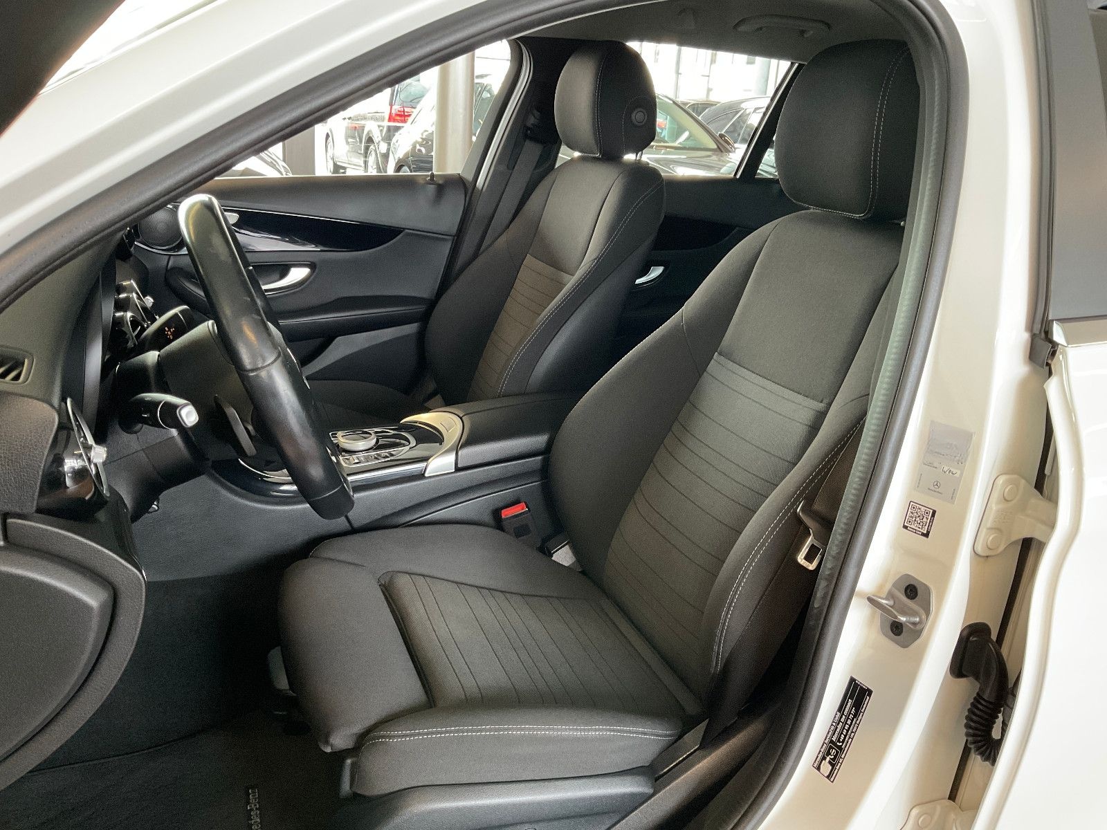 Mercedes-Benz C 180d T GARMIN/AHK/LED/KAMERA/BUSINESS foto 7