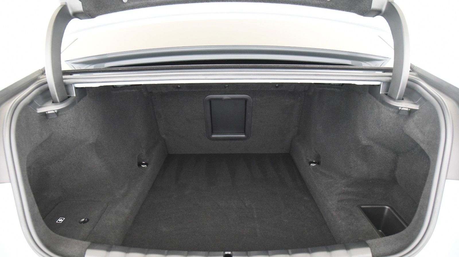 BMW 740d xDrive M Sport Pro ACC LED Pano HUD B&W foto 9