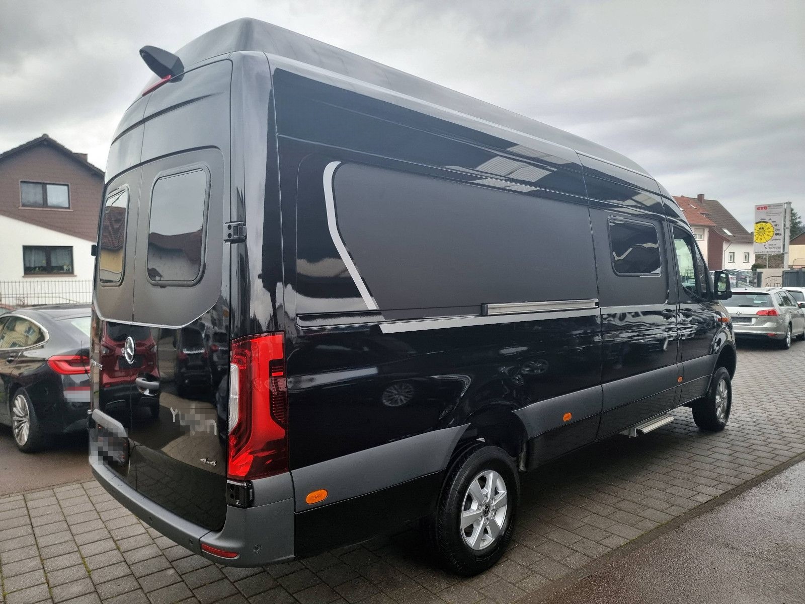 Mercedes-Benz Sprinter 419 Yucon 7.0 Lounge 4x4 Frankia 4Sitze foto 3
