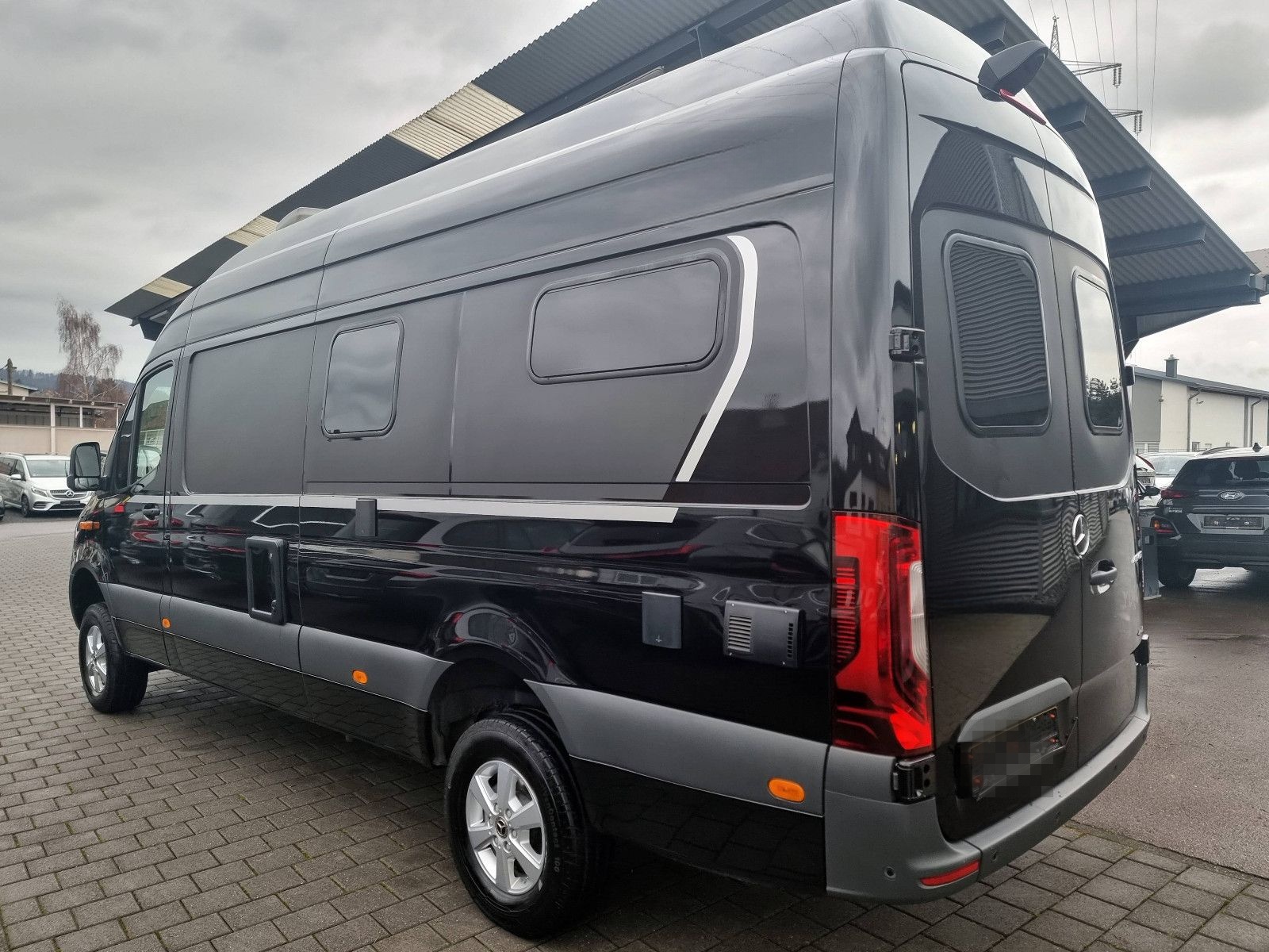 Mercedes-Benz Sprinter 419 Yucon 7.0 Lounge 4x4 Frankia 4Sitze foto 4