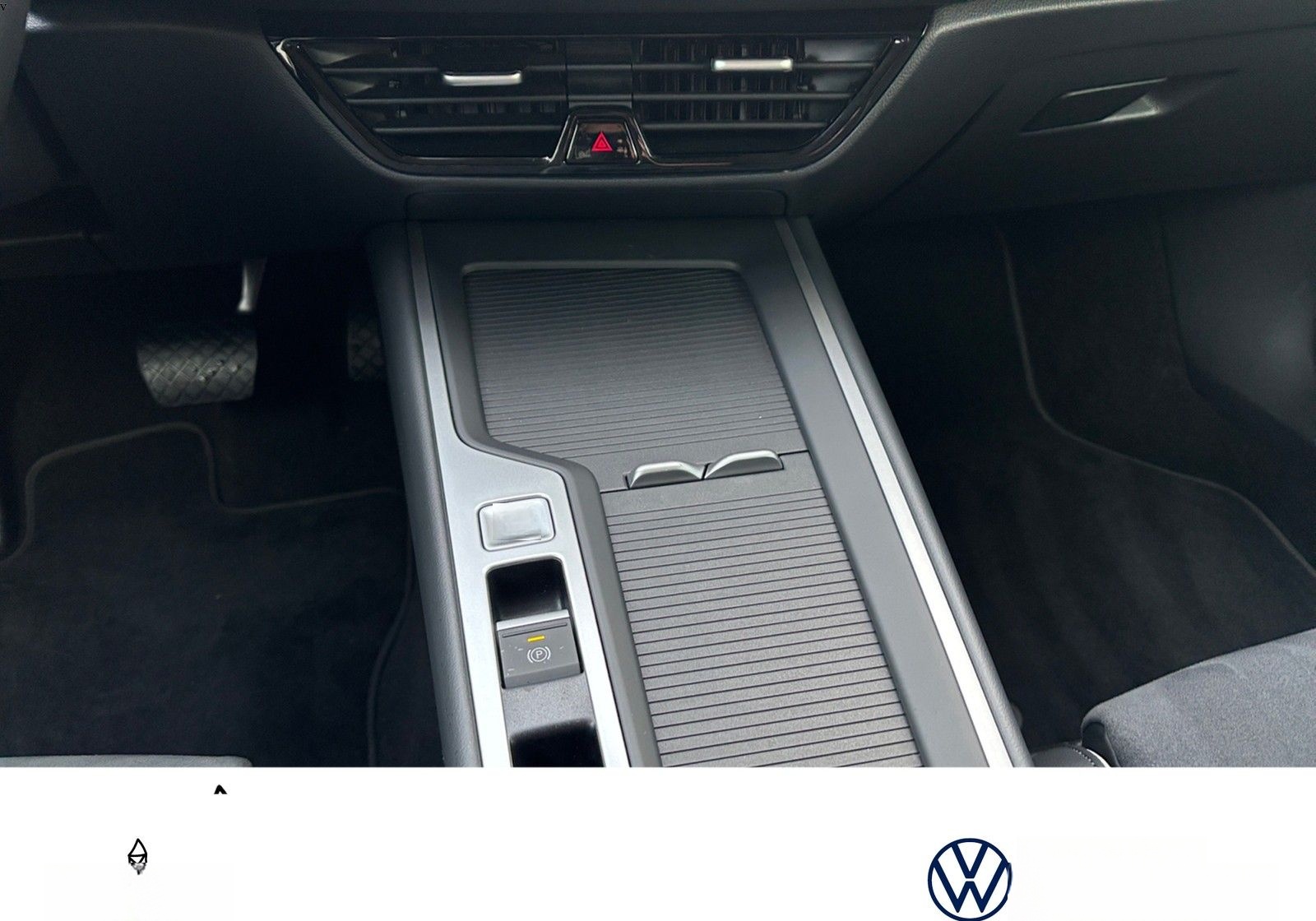 Volkswagen Passat Variant Business 1.5 eTSI DSG AHK LED NAV foto 9