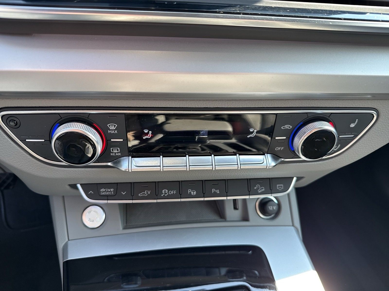 Audi Q5 55 Qu. HYBRID S LINE PANO 360°CAM LM19 foto 11