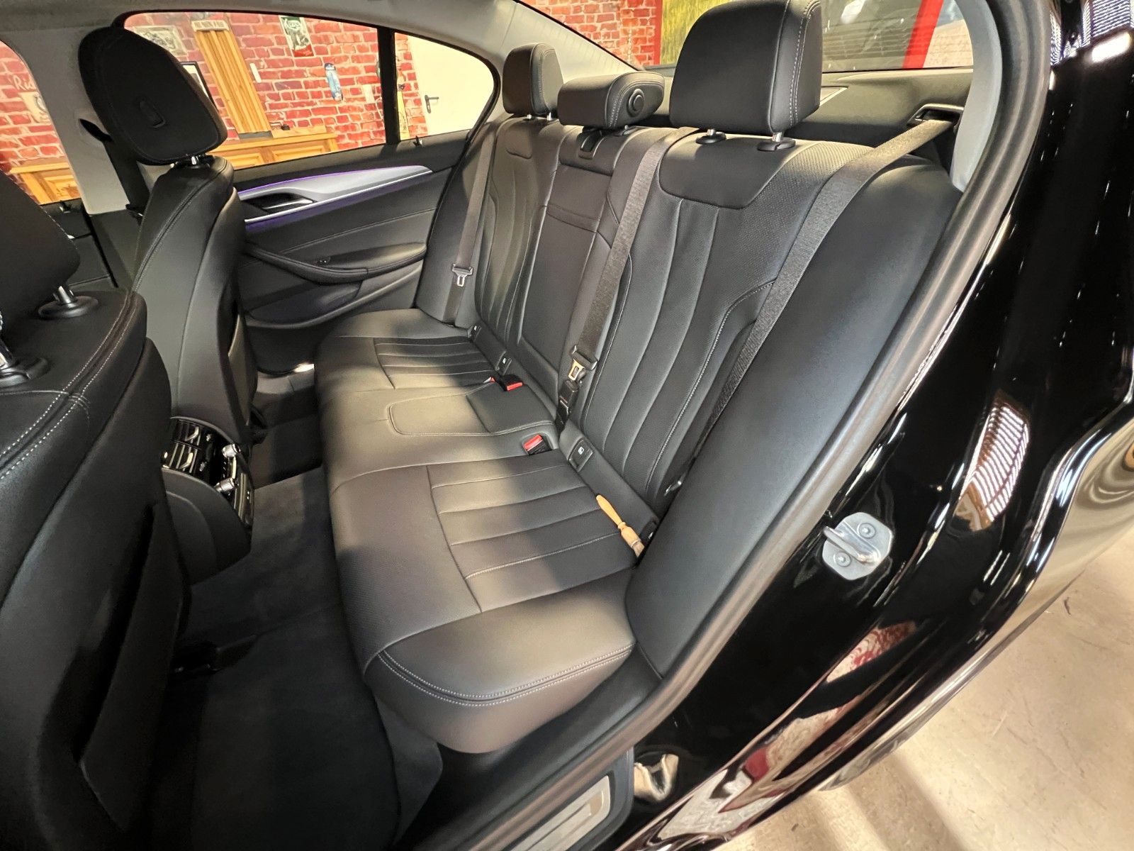 BMW 530 d LCi Automat, LED, Leder, HUD, Standheizung foto 15