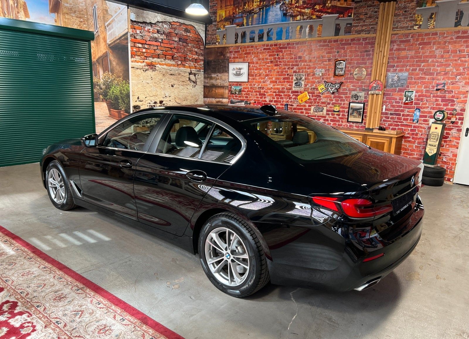 BMW 530 d LCi Automat, LED, Leder, HUD, Standheizung foto 10