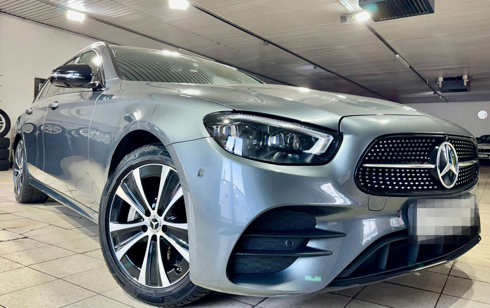 Mercedes-Benz E 300T de*AMG-Line*Pano*360°*Burmester*Night* foto 7
