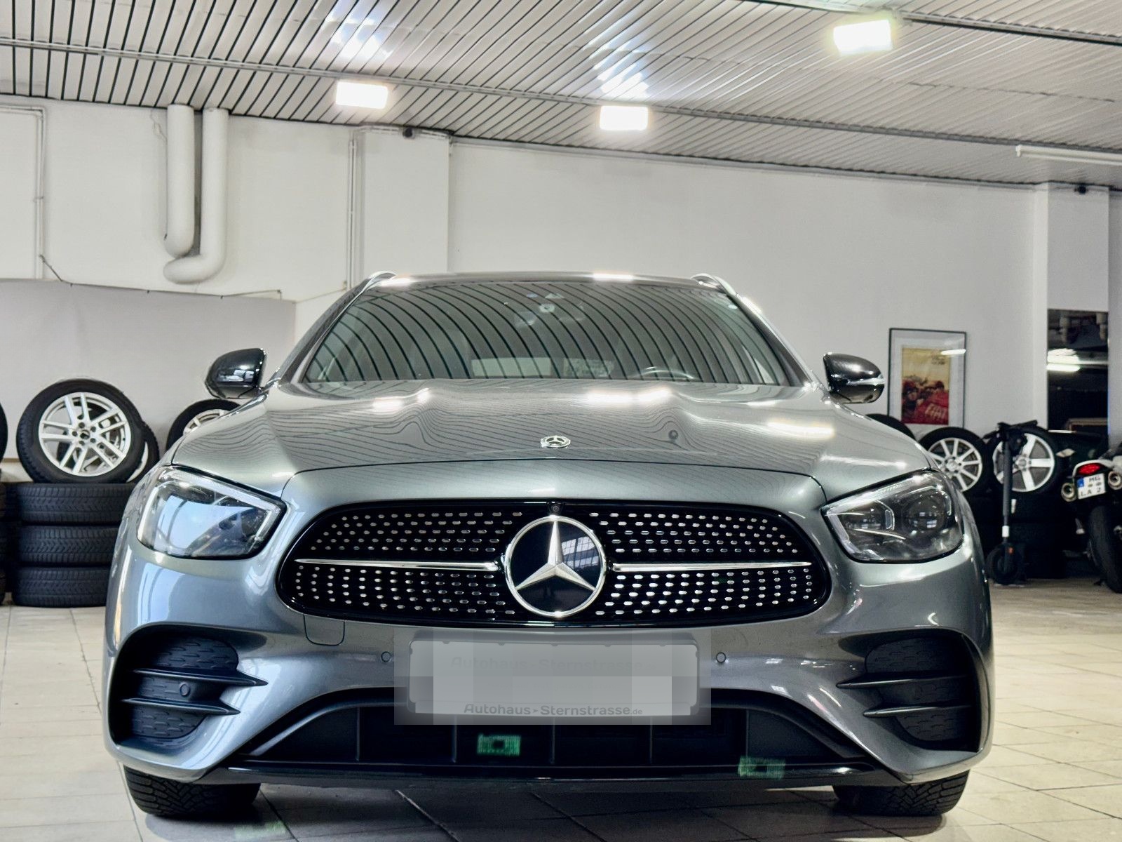 Mercedes-Benz E 300T de*AMG-Line*Pano*360°*Burmester*Night* foto 8