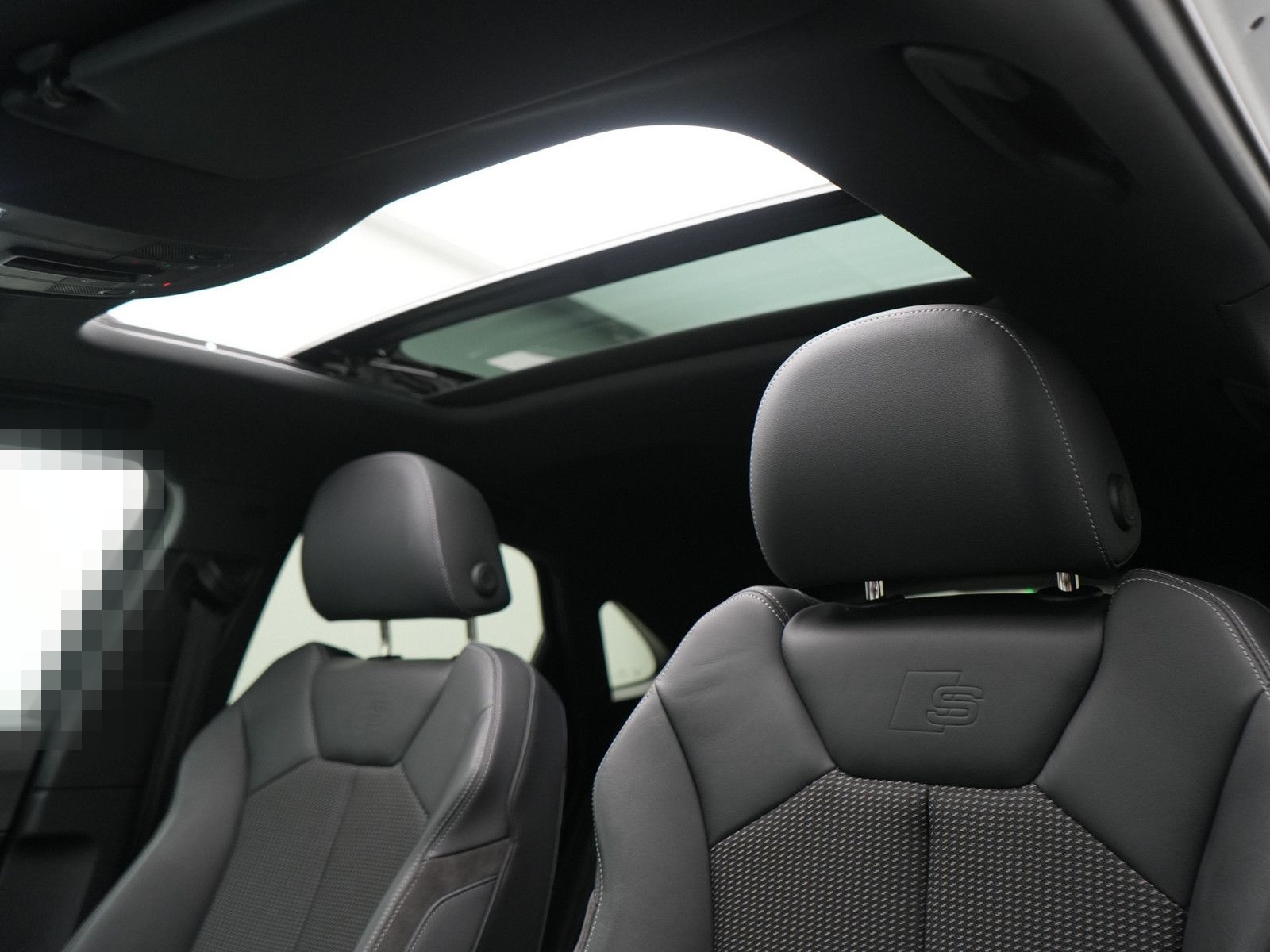 Audi Q3 Sportback 45 e S line S-TRON PANO AHK LEDER foto 4