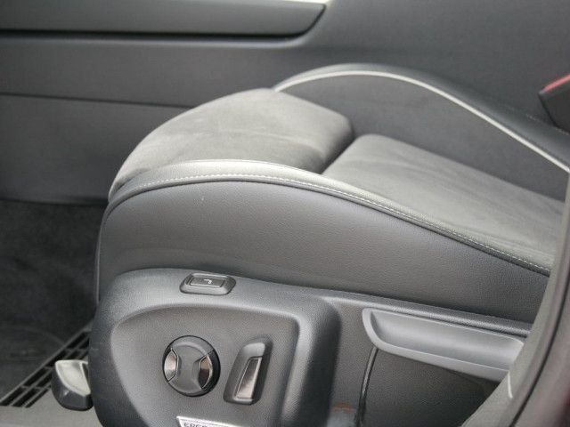 Volkswagen Passat Variant 1.5 eTSI DSG Business Navi AHK LE foto 16