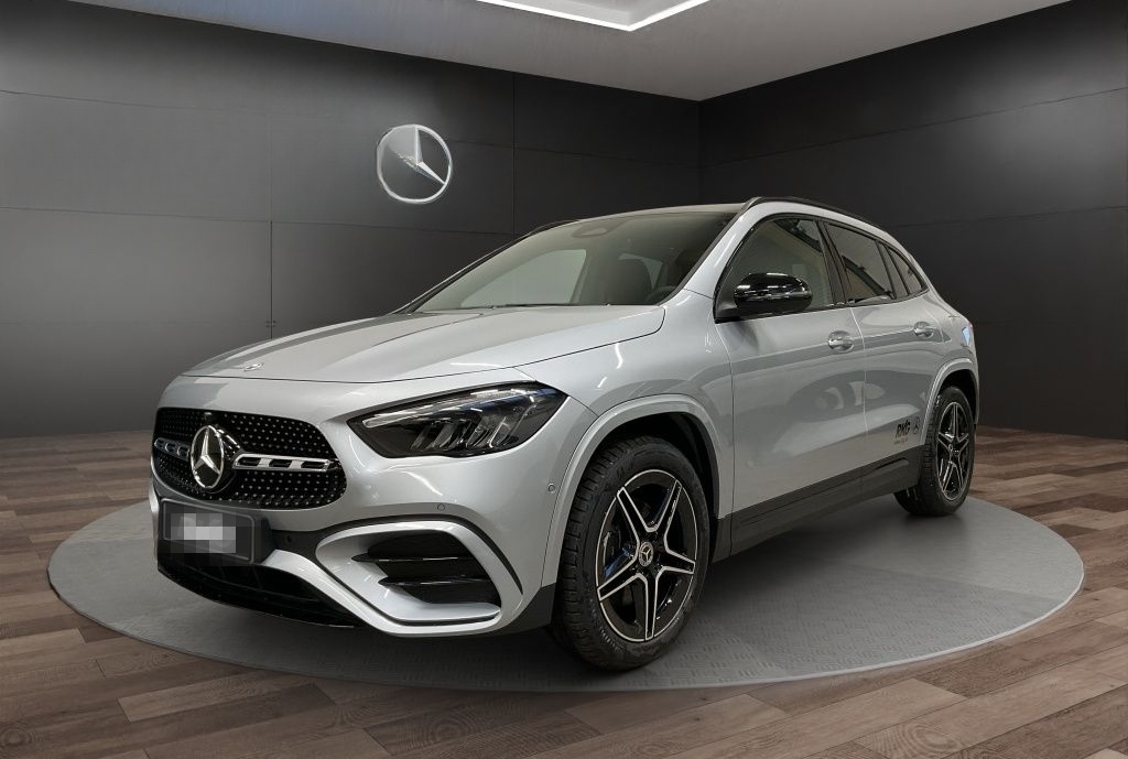 Mercedes-Benz GLA 200 AMG NIGHT PANORAMA DISTRONIC 360°AHK foto 2