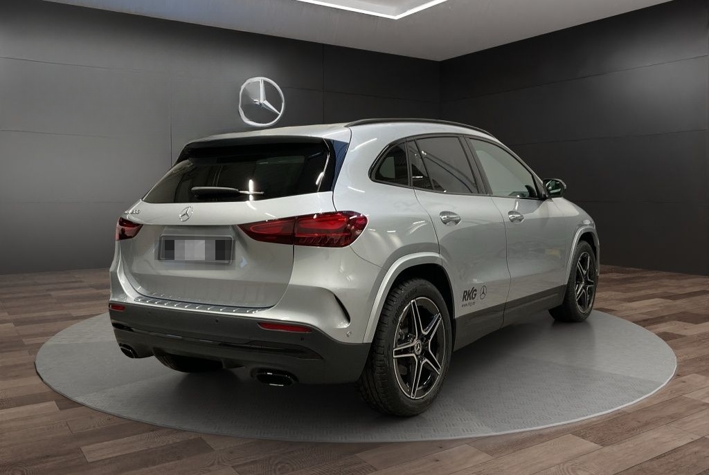 Mercedes-Benz GLA 200 AMG NIGHT PANORAMA DISTRONIC 360°AHK foto 3