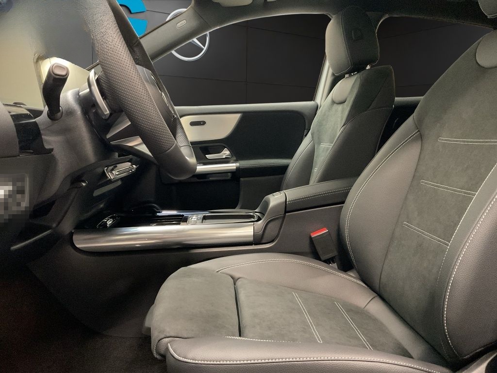 Mercedes-Benz GLA 200 AMG NIGHT PANORAMA DISTRONIC 360°AHK foto 6