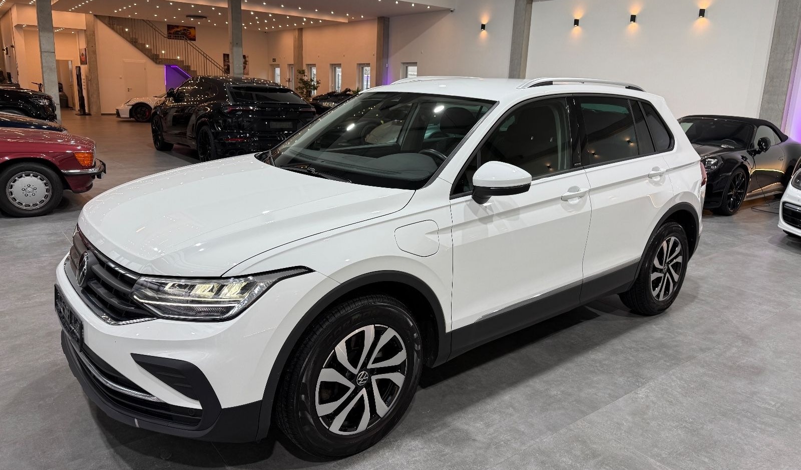 Volkswagen Tiguan Active eHybrid*LED*Ambiente*CarPlay*LHZ* foto 12