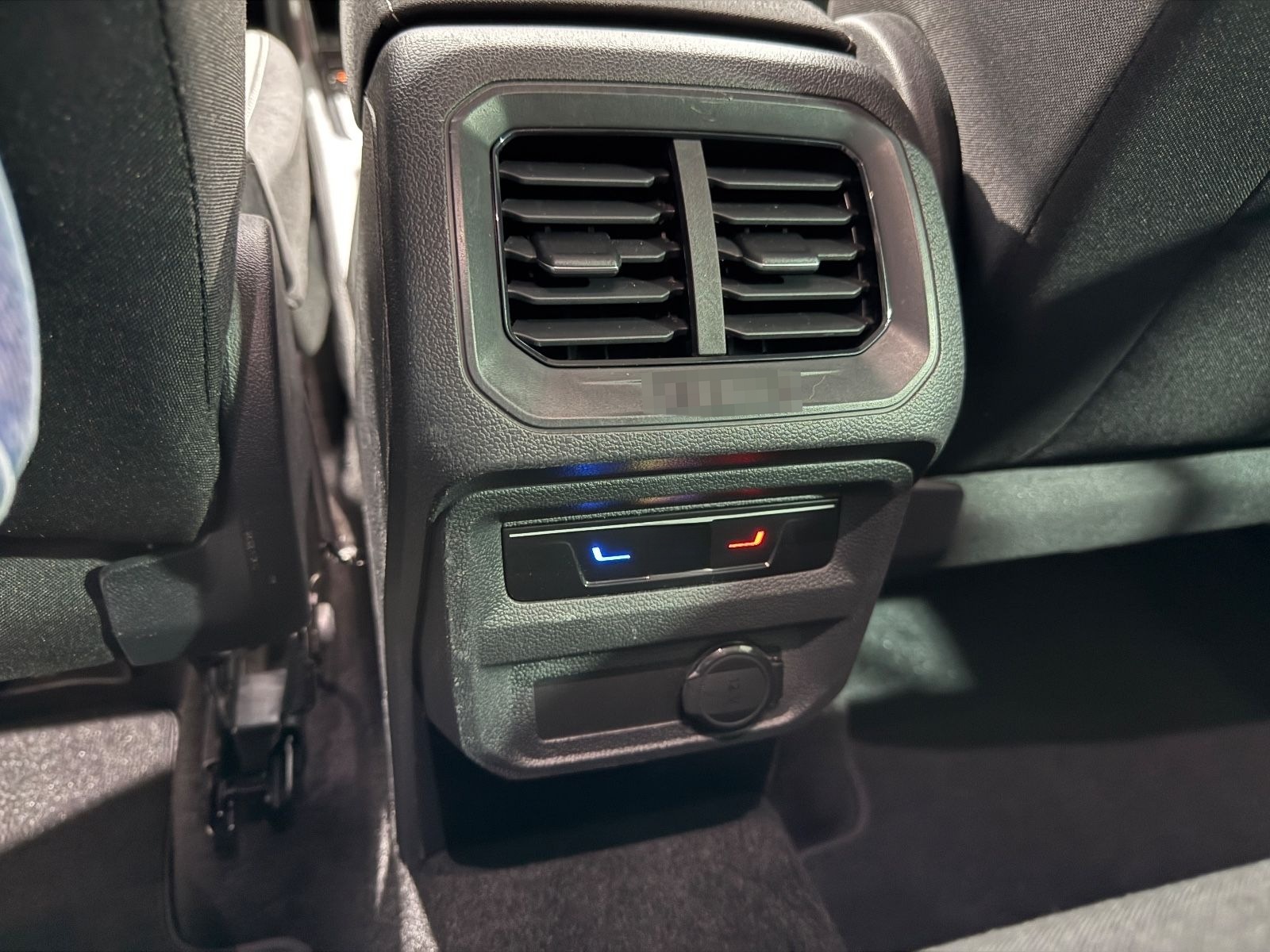 Volkswagen Tiguan Active eHybrid*LED*Ambiente*CarPlay*LHZ* foto 30