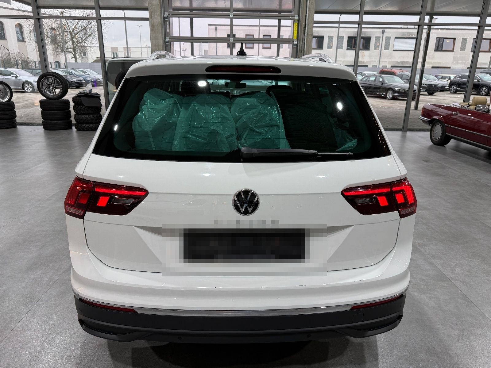 Volkswagen Tiguan Active eHybrid*LED*Ambiente*CarPlay*LHZ* foto 8