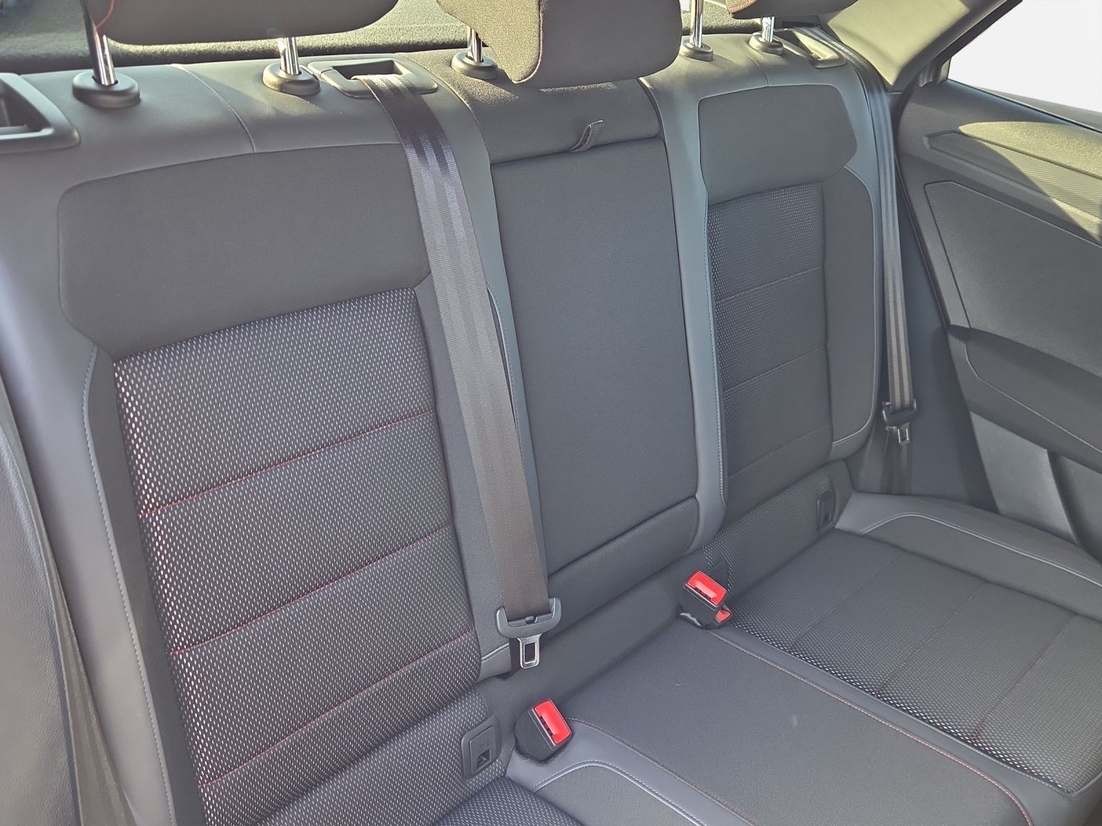 Volkswagen T-ROC Sport*AHK*PDC*Telefon*Navi*Klima*Sitzhzg. foto 16