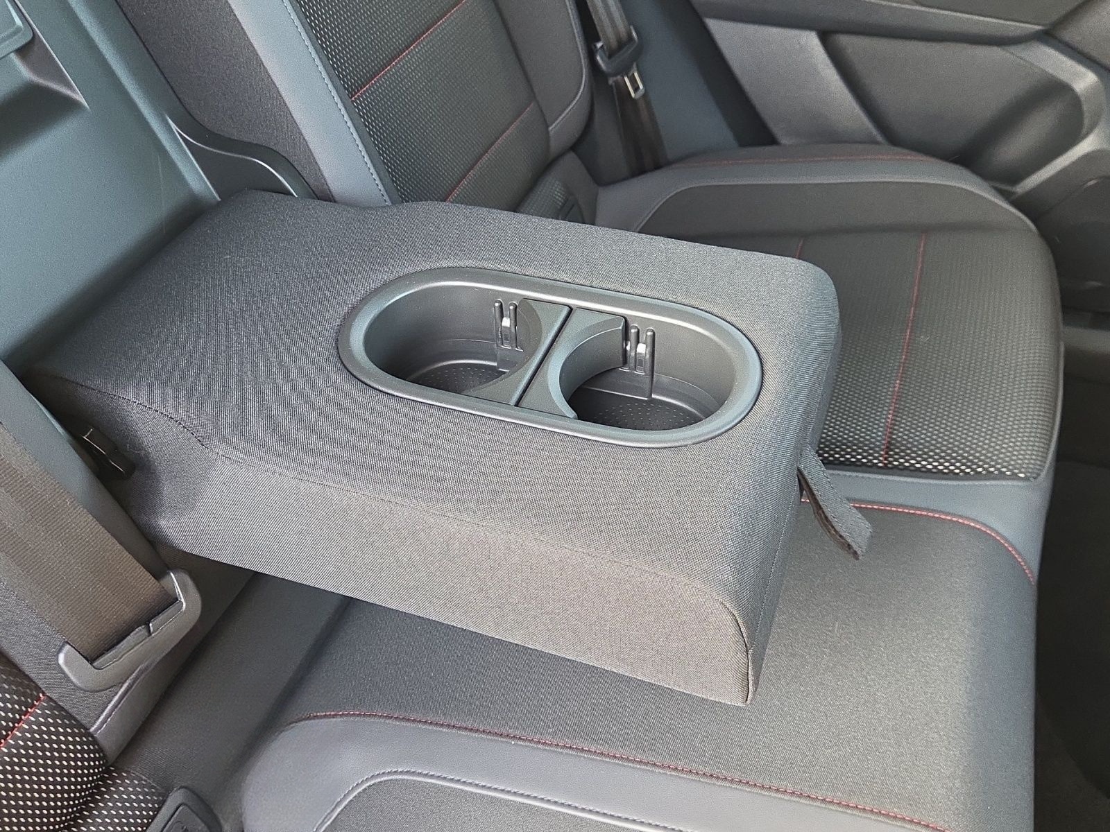 Volkswagen T-ROC Sport*AHK*PDC*Telefon*Navi*Klima*Sitzhzg. foto 17