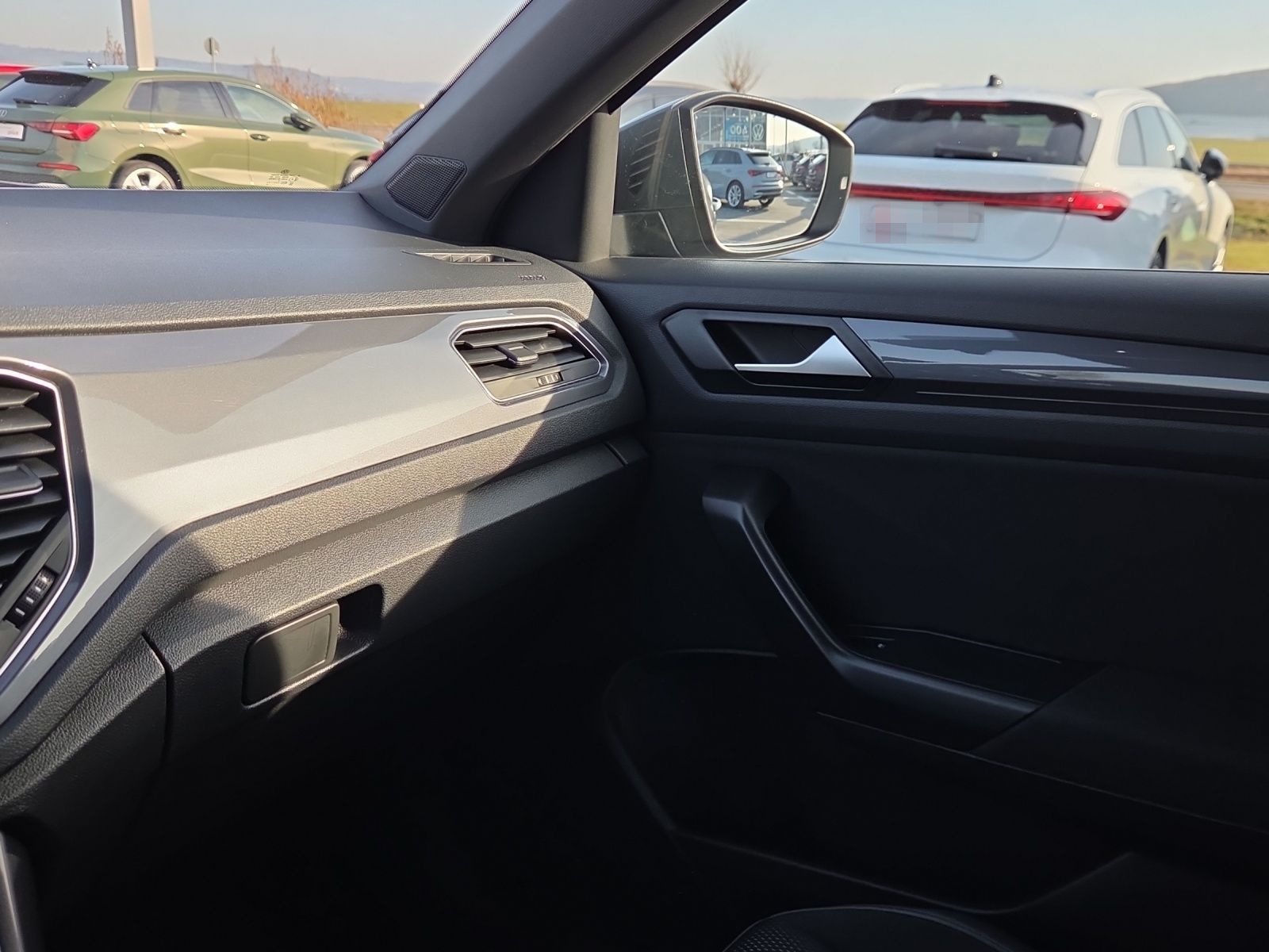 Volkswagen T-ROC Sport*AHK*PDC*Telefon*Navi*Klima*Sitzhzg. foto 20