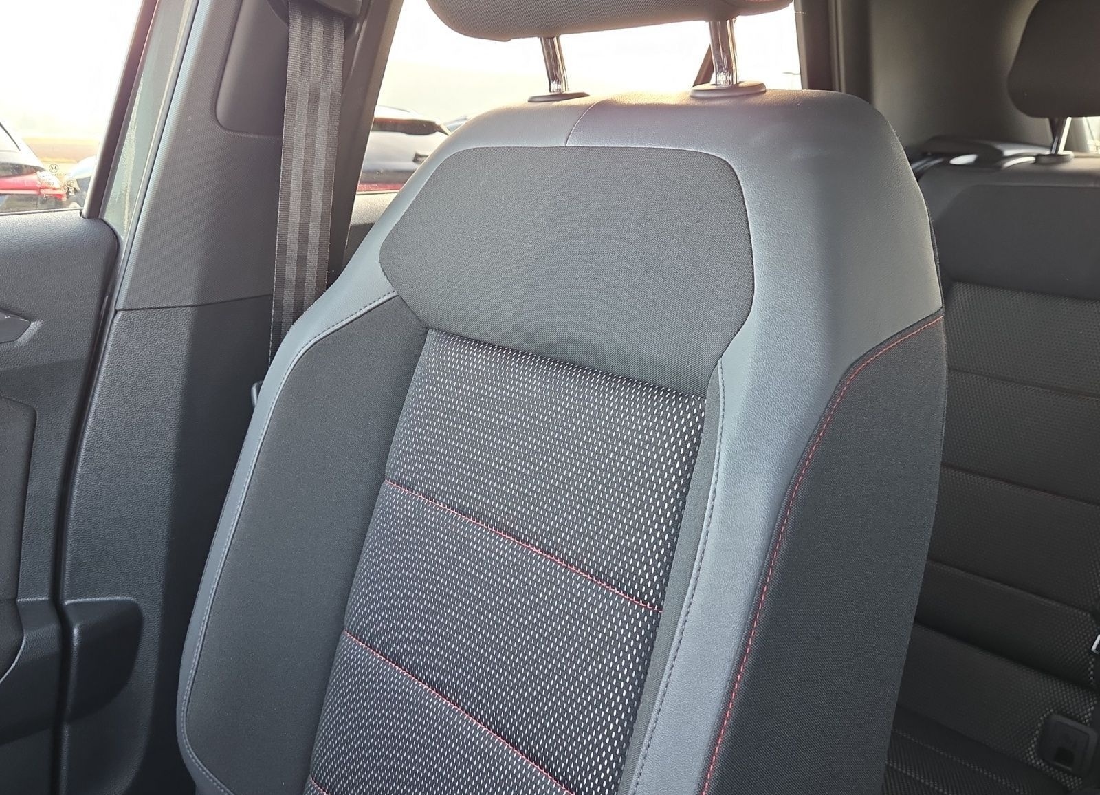 Volkswagen T-ROC Sport*AHK*PDC*Telefon*Navi*Klima*Sitzhzg. foto 21