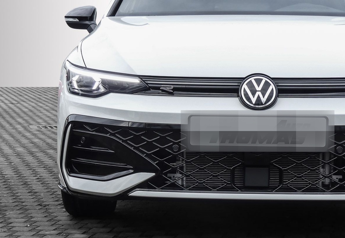 Volkswagen Golf 1.5 eTSI R-Line DSG AHK Pano foto 3