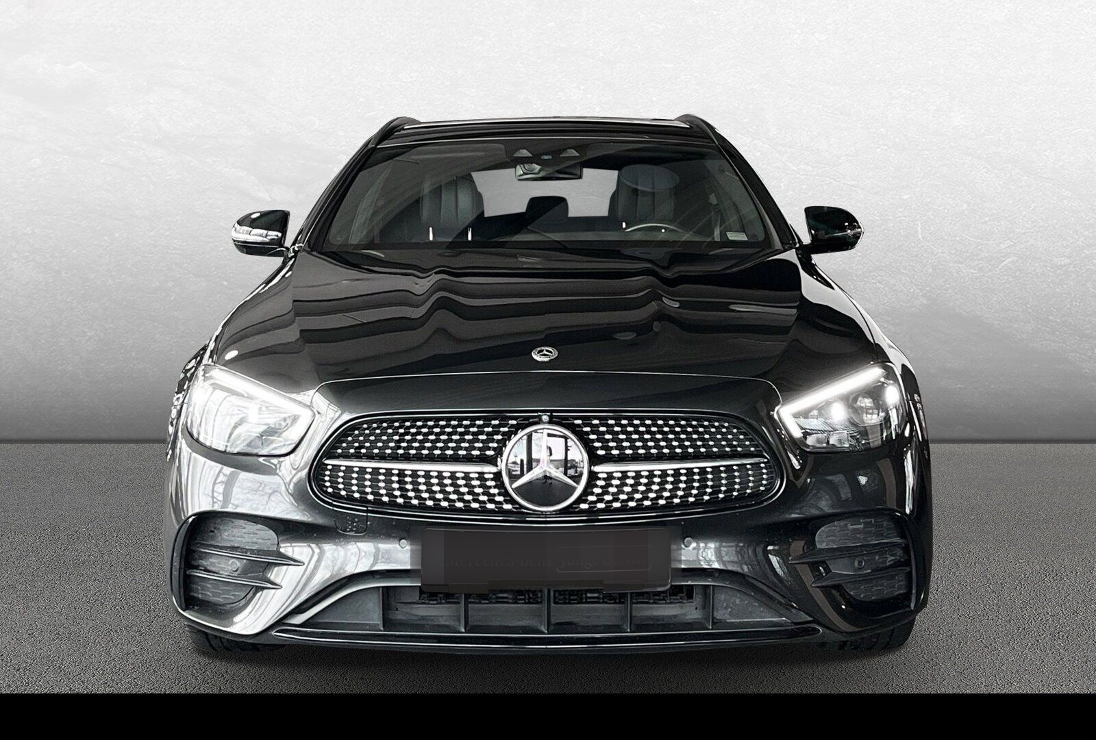 Mercedes-Benz E 300 de 4M T AMG Line 360°/HUD/Night/PANO/Burm. foto 3