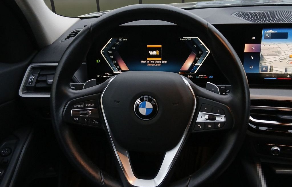BMW 318i T. LED NAVI EL. HECKKL. PDC SHZ DAB FSE 17" foto 7