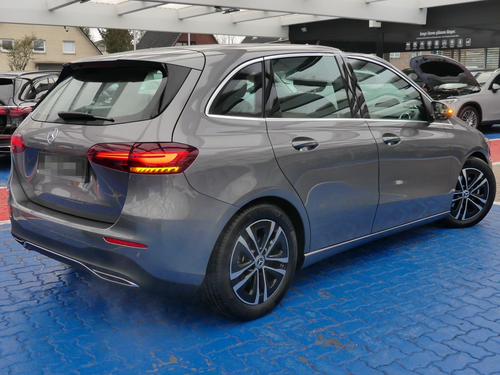 Mercedes-Benz B 180 Progressive +R-Kamera+Assist-Paket+LED-Sch foto 4