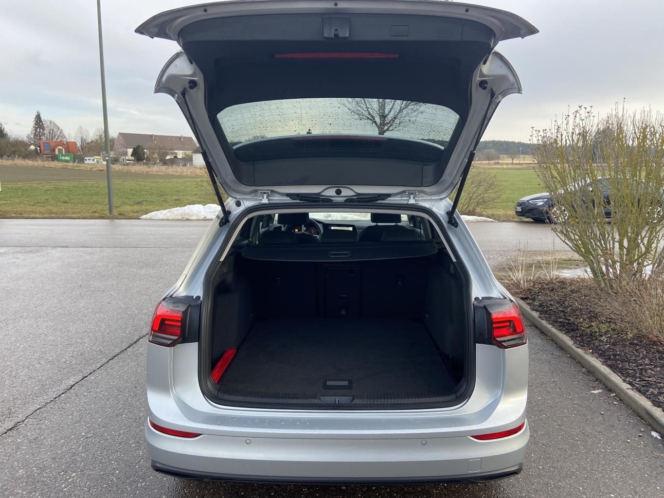 Volkswagen Golf Variant 2.0 TDI DSG Life APP-CONNECT+ACTIVE foto 12