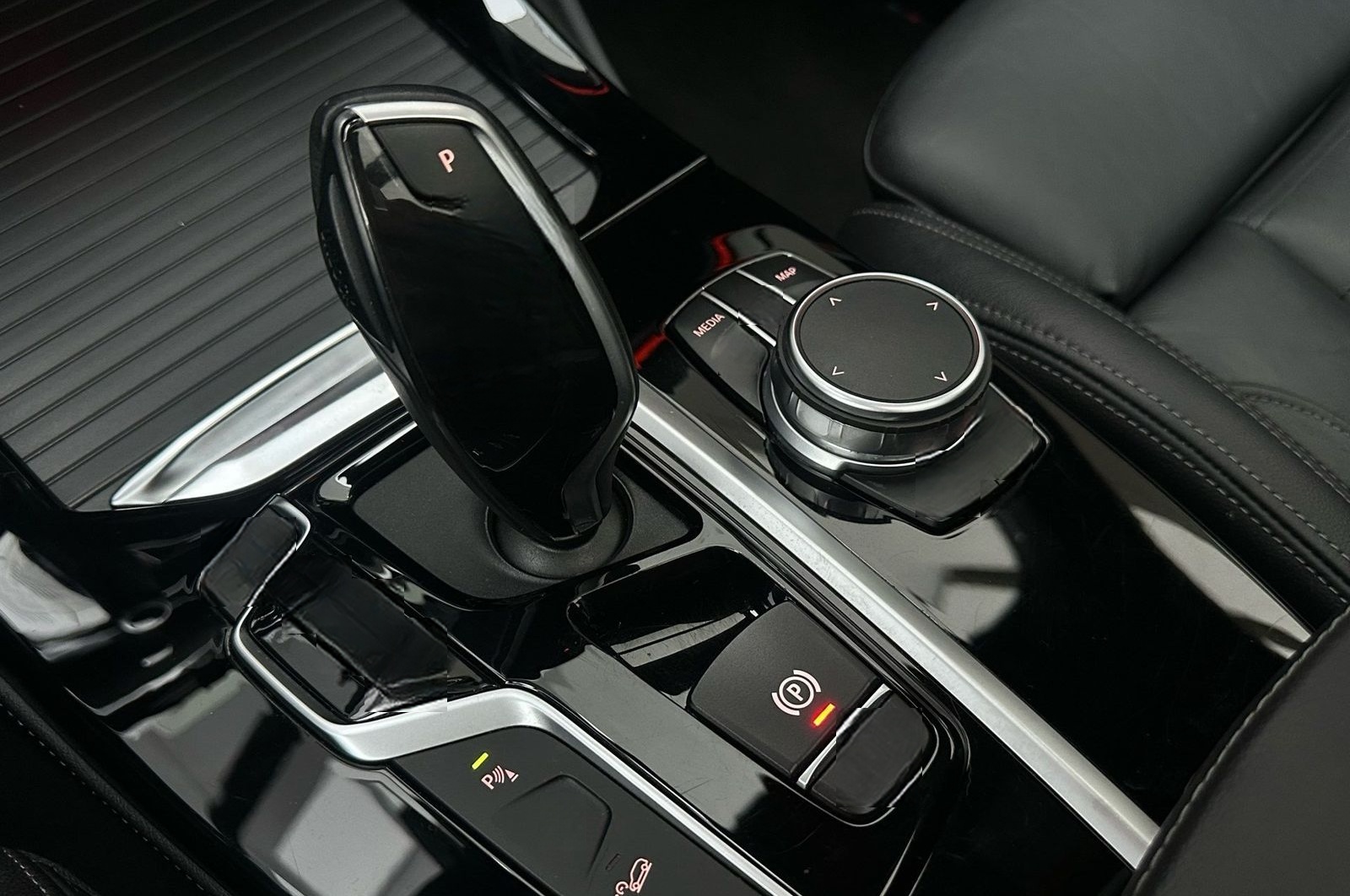 BMW X4 M40i AdapLED DA+ PA+ HuD Pano Standh. AHK foto 11