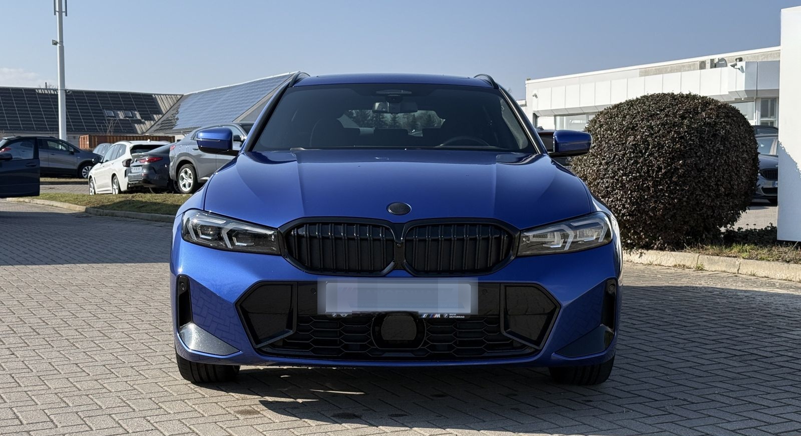 BMW 330e ///M Sport LED LC Prof HUD AHK LRH SHZ PDC  foto 8