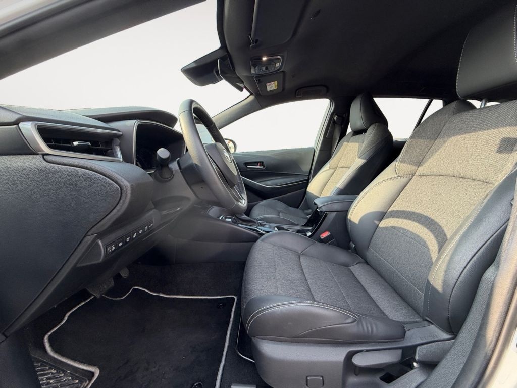 Toyota Corolla 1.8 Hybrid Touring Sports Teamplayer foto 11