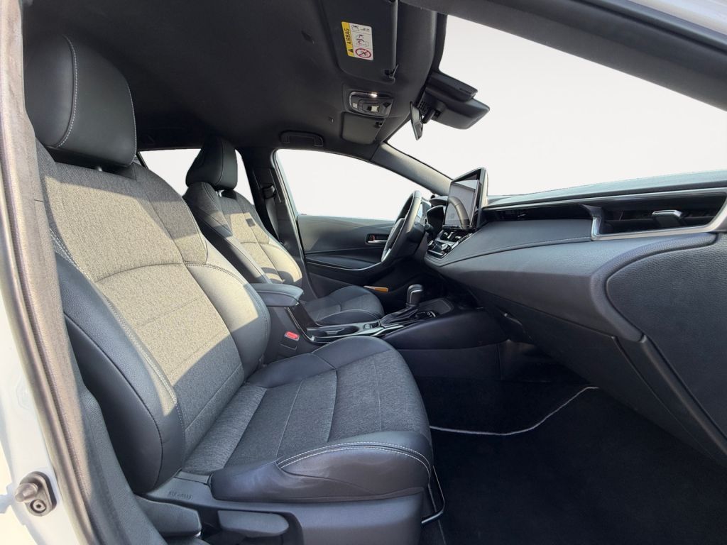 Toyota Corolla 1.8 Hybrid Touring Sports Teamplayer foto 16