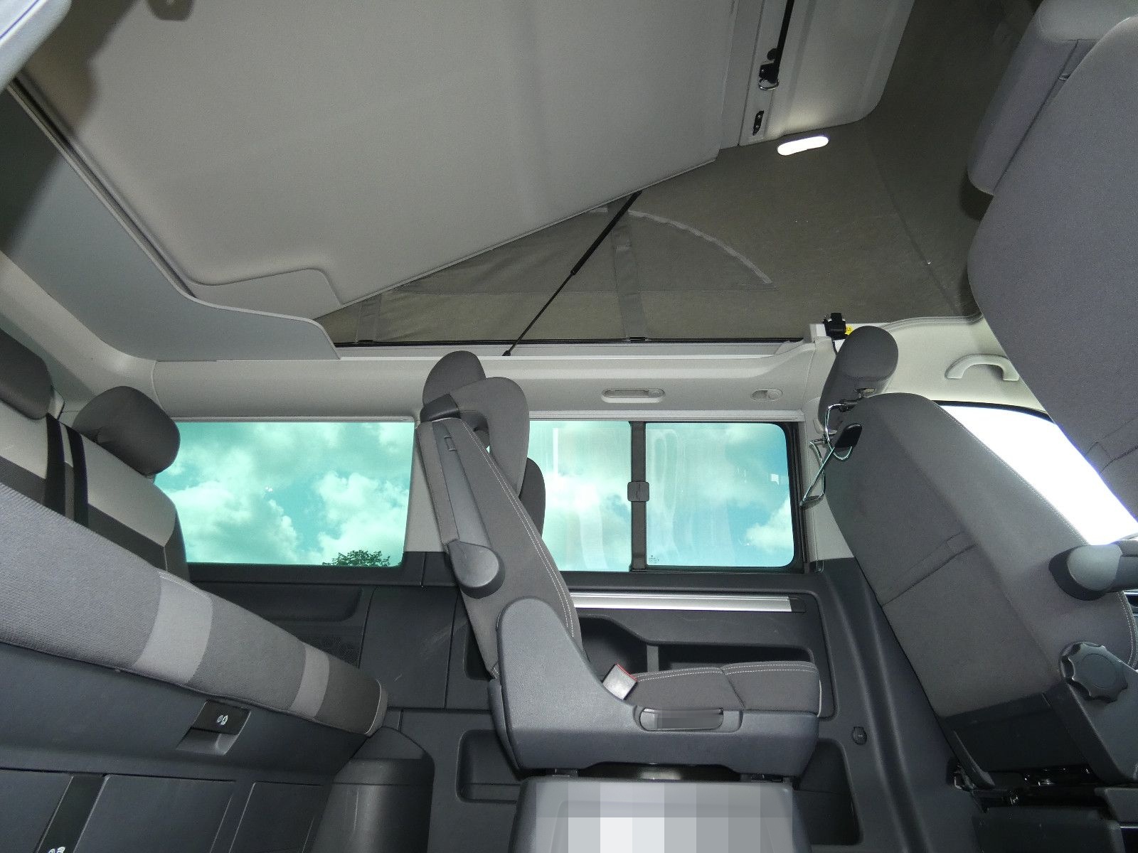 Volkswagen T5.2 Multivan California Airbrush Airride Camper foto 17