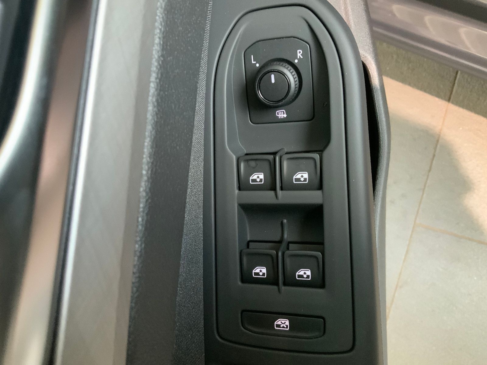 Volkswagen Golf Basis-Modell VIII 1.5 TSI "NEUES MODELL!" A foto 17