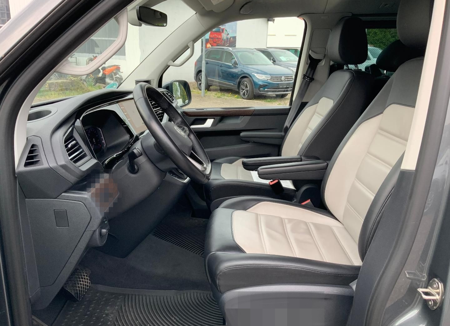 Volkswagen T6.1 Multivan Highline 2.0 TDI DSG 4Motion foto 10