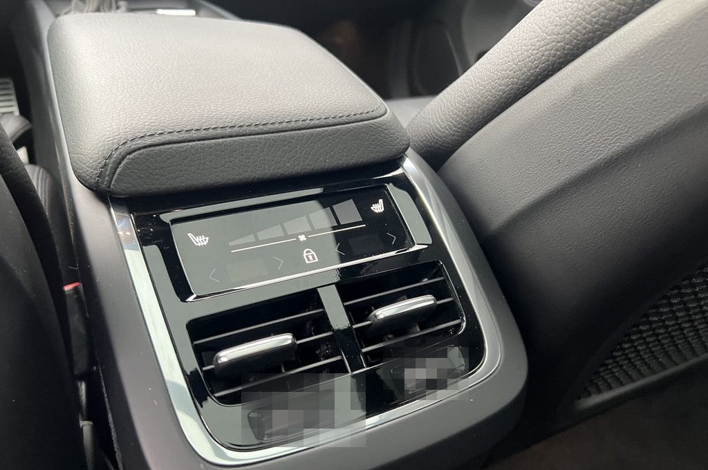 Volvo XC60 D4 R Design AHK HUD STANDHEIZUNG foto 12