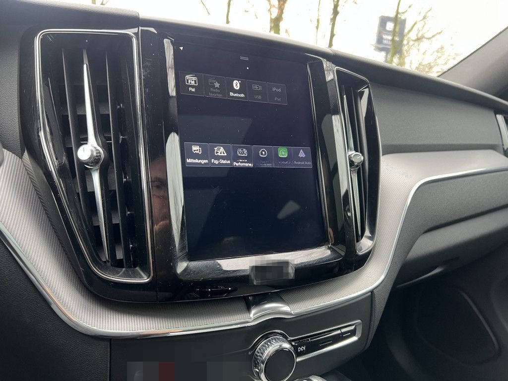 Volvo XC60 D4 R Design AHK HUD STANDHEIZUNG foto 21