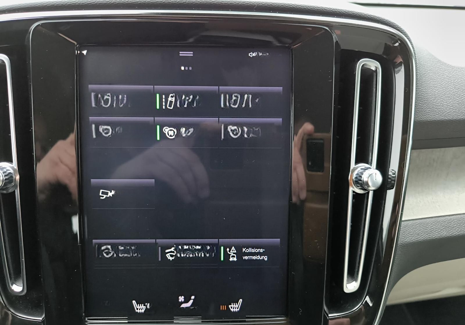 Volvo XC40 T3 Benzin Aut. Inscription AHK/Navi/Kamera foto 19