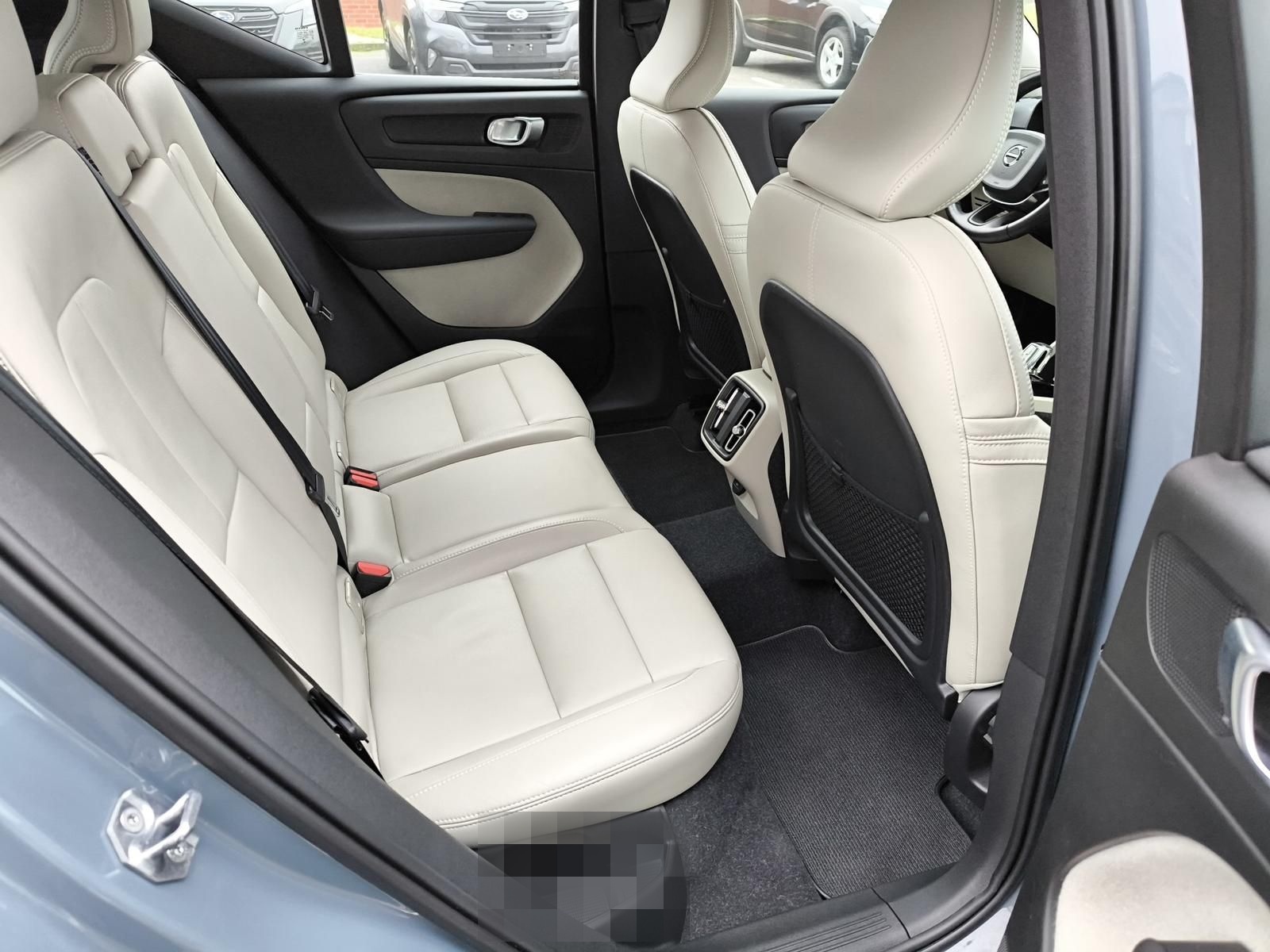 Volvo XC40 T3 Benzin Aut. Inscription AHK/Navi/Kamera foto 10