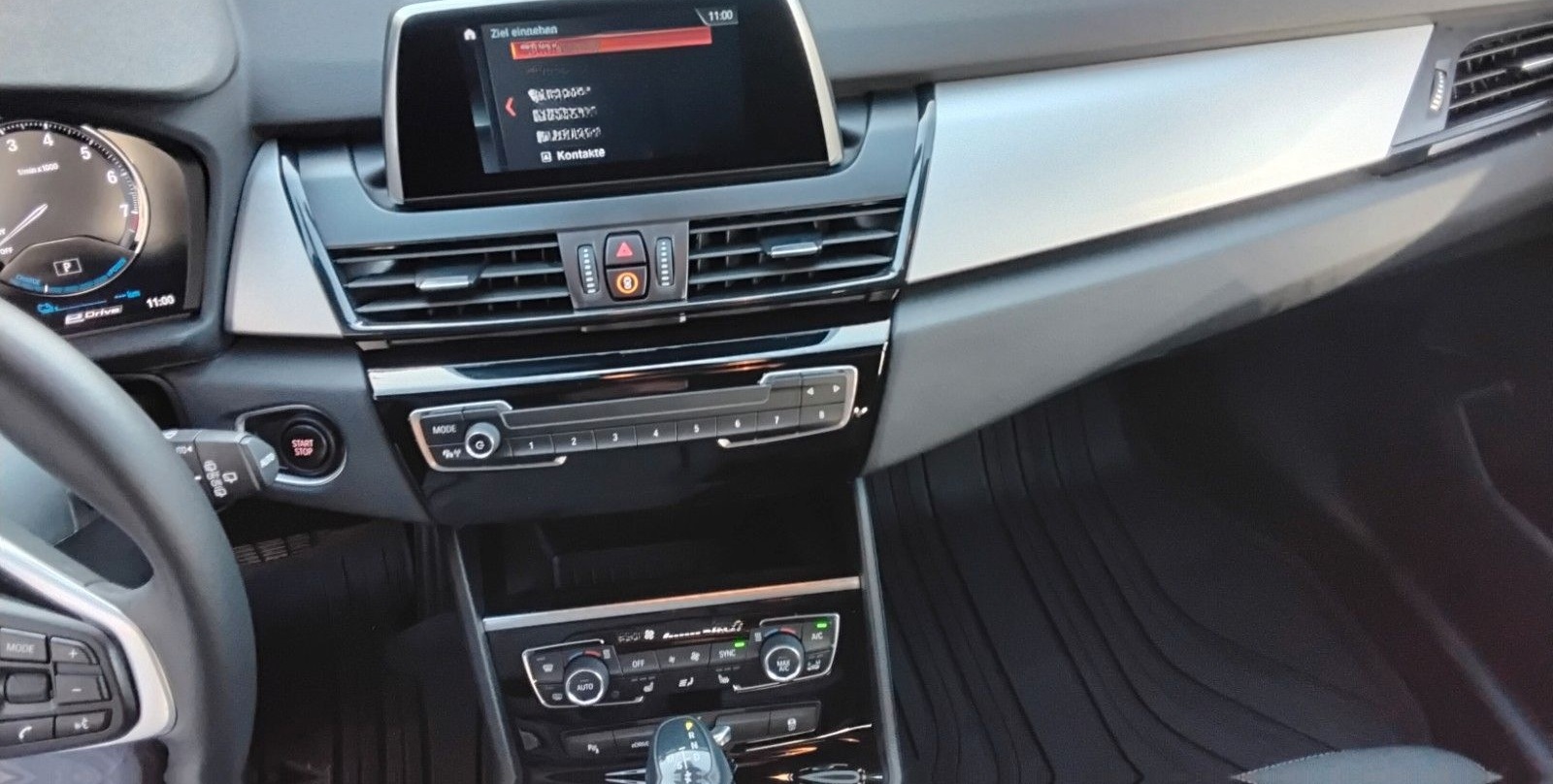 BMW 225 2 Active Tourer 225 xe Advantage foto 14