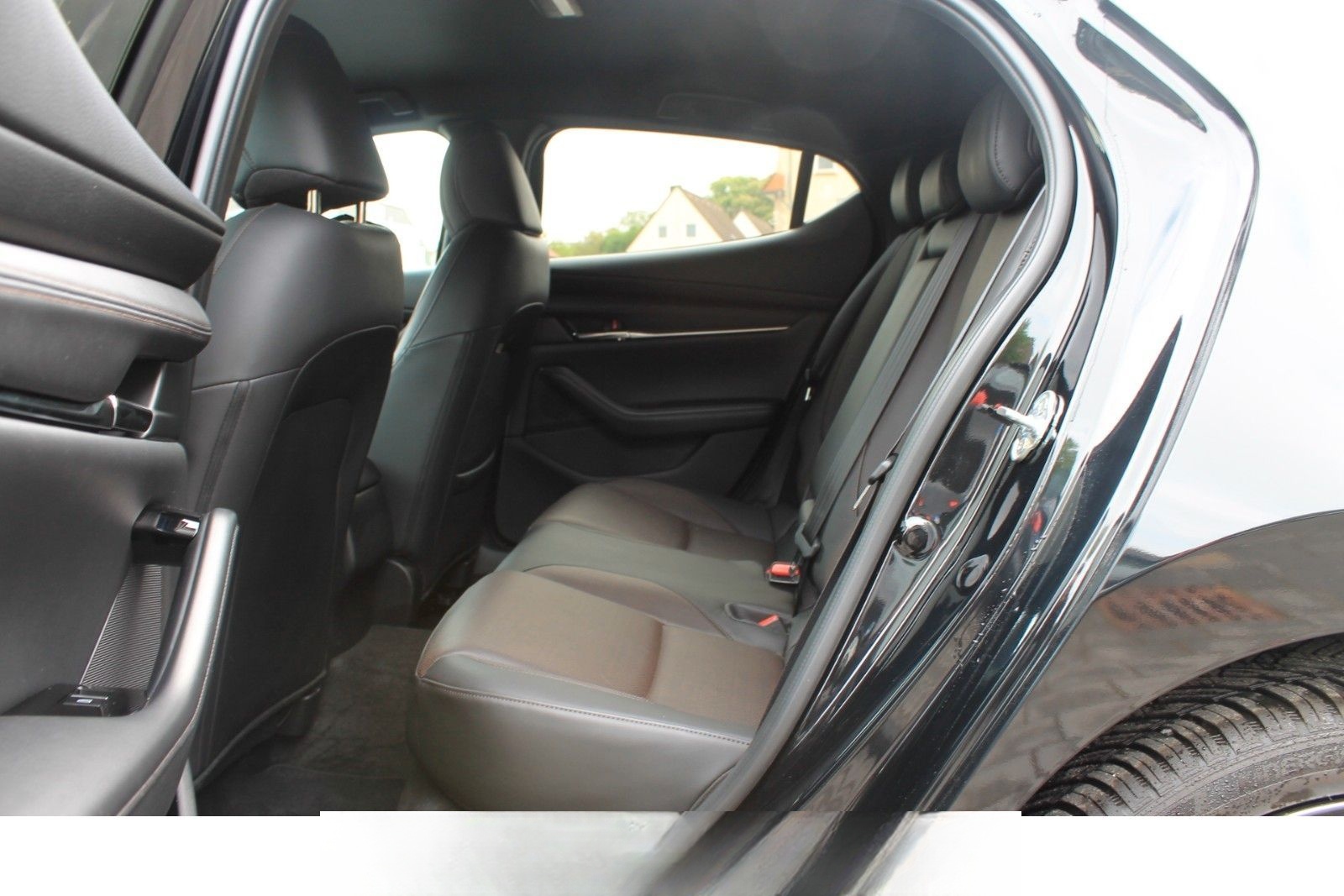 Mazda 3 Lim. 5-trg. Takumi*LEDER*MATRIX*360*BOSE*ACC* foto 16