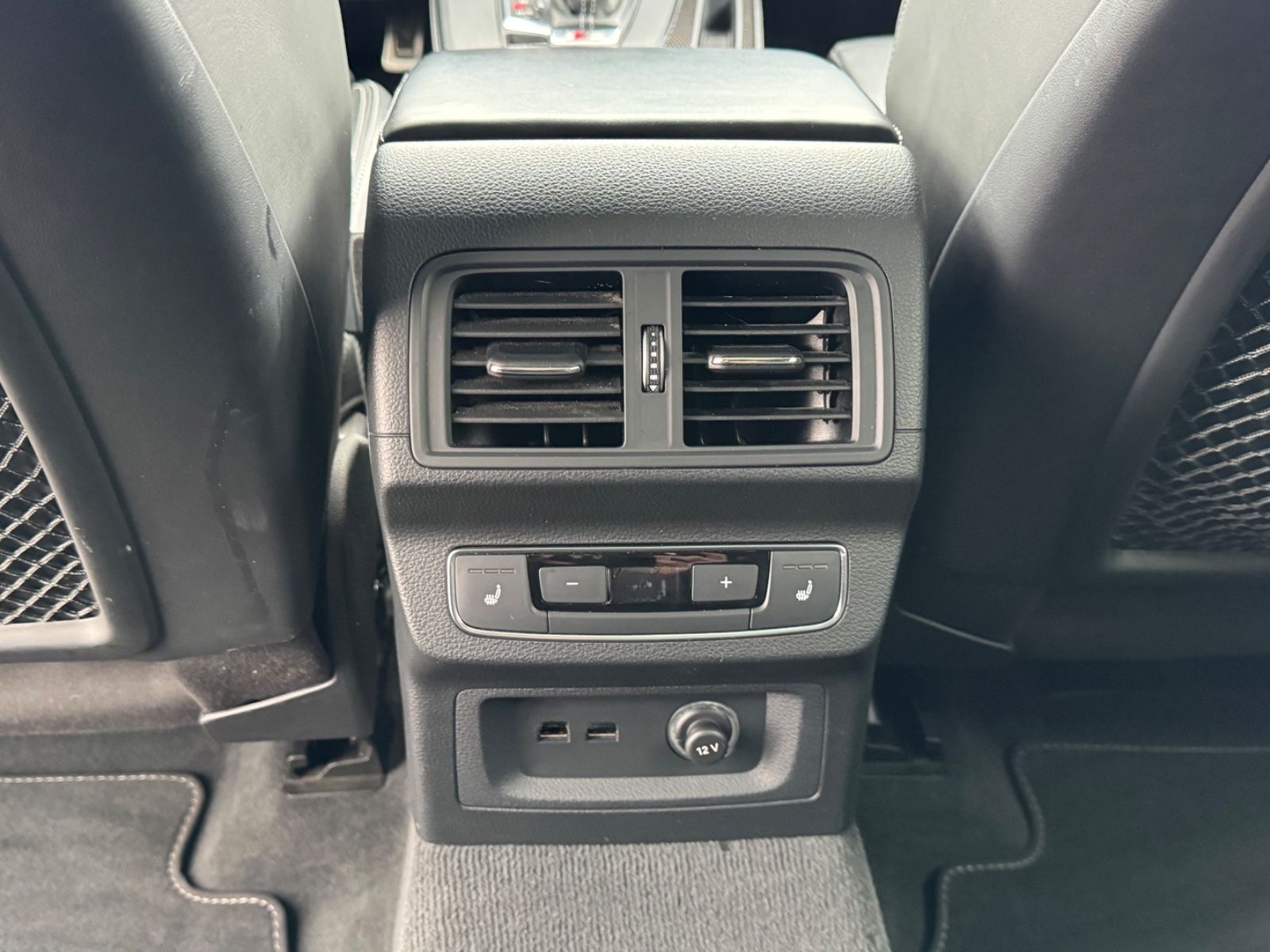 Audi SQ5 3.0 TDI quattro LED/AHK/B&O foto 24