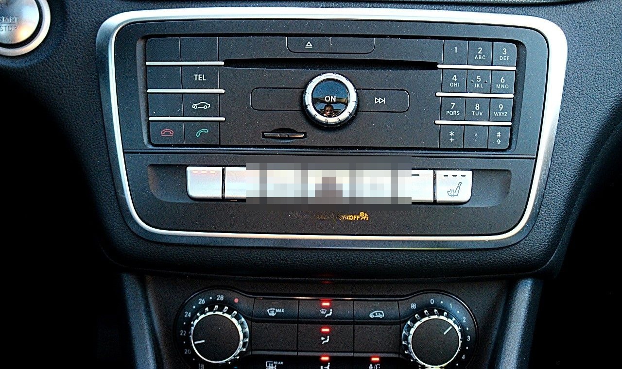 Mercedes-Benz GLA 180 Urban/LED/360°CAM/PANO/PDC/SHZ/NAVI/ foto 13
