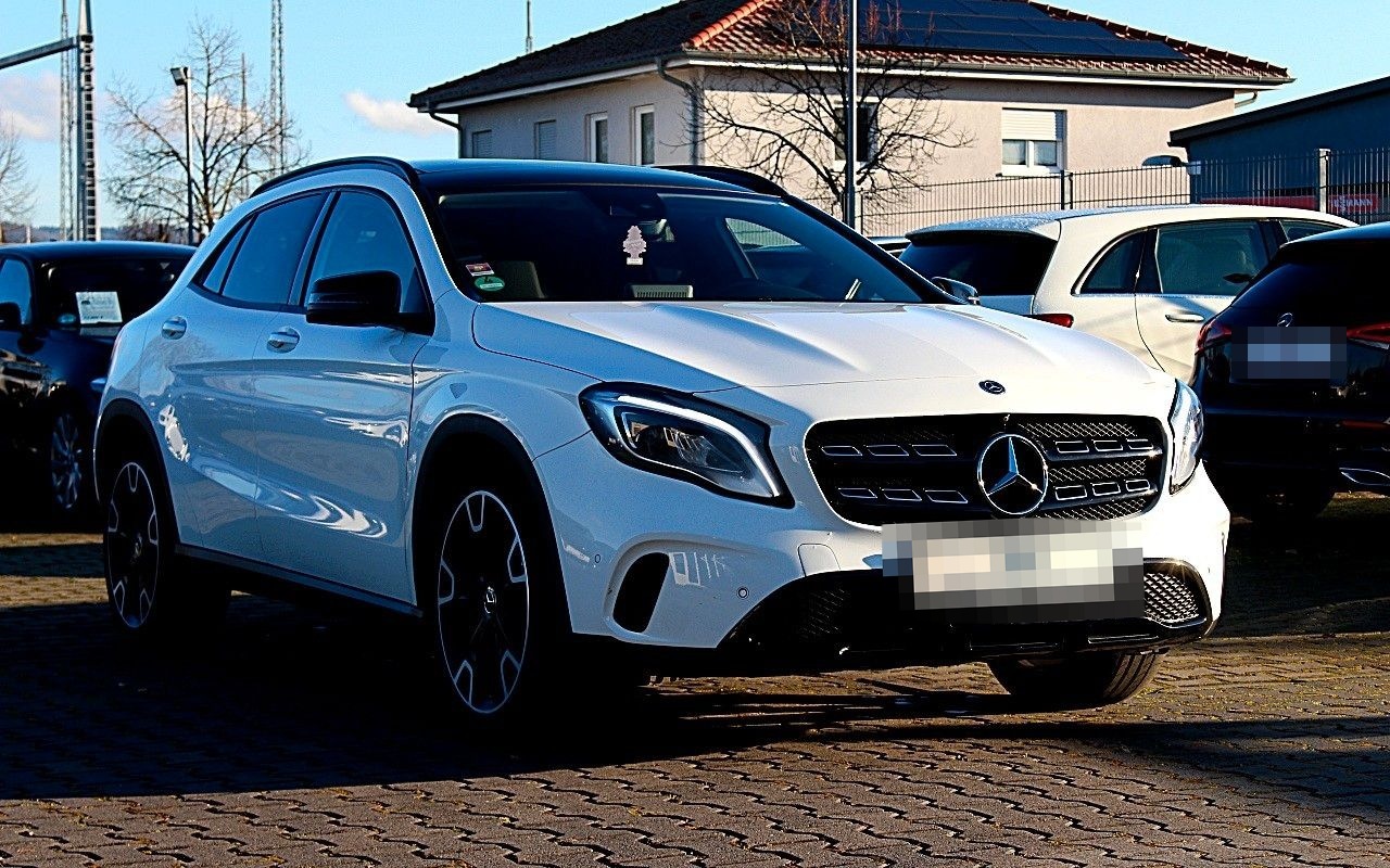 Mercedes-Benz GLA 180 Urban/LED/360°CAM/PANO/PDC/SHZ/NAVI/ foto 3