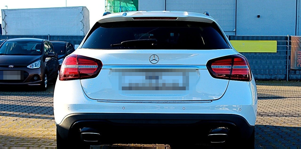 Mercedes-Benz GLA 180 Urban/LED/360°CAM/PANO/PDC/SHZ/NAVI/ foto 5
