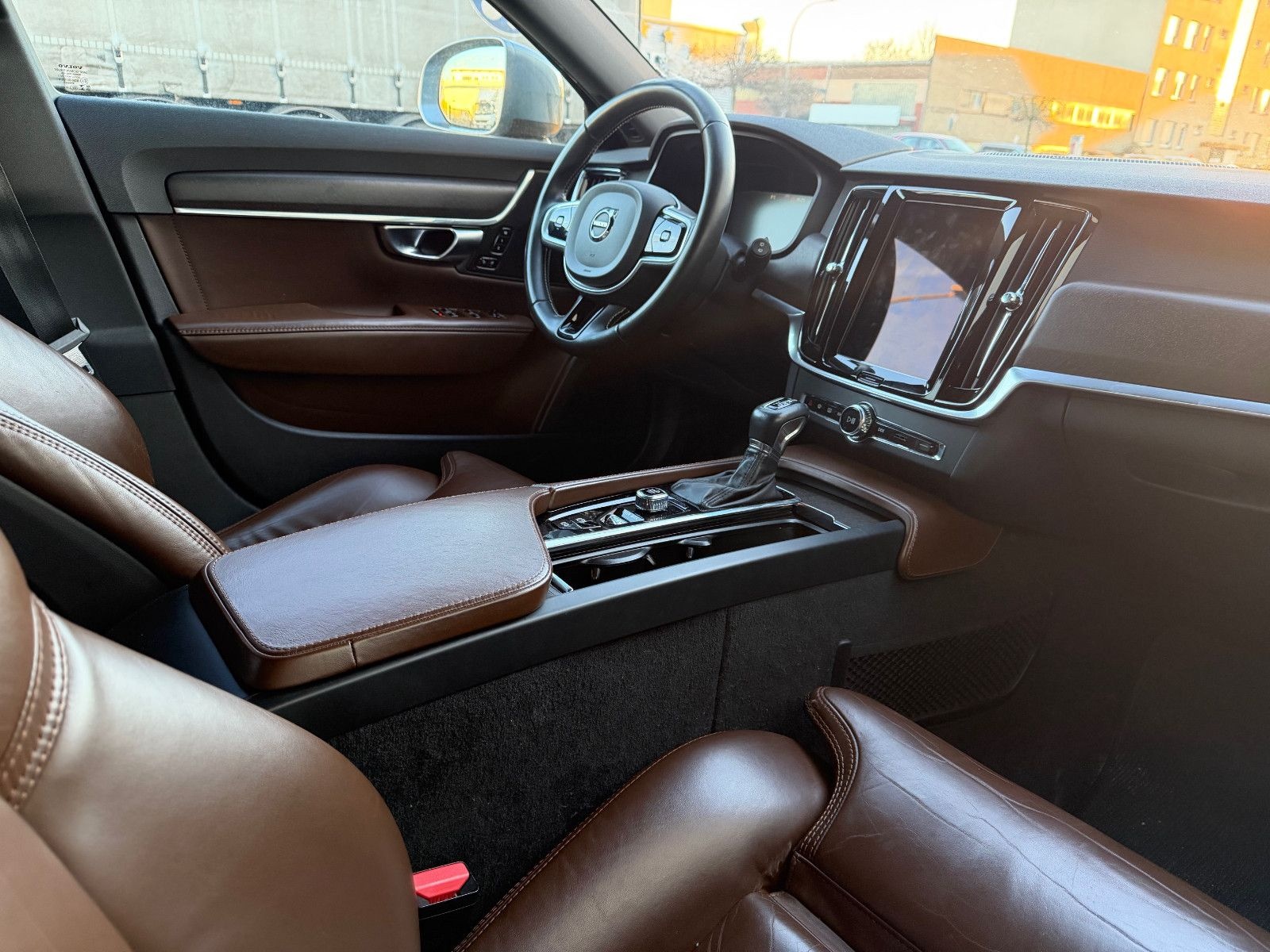 Volvo V90 D5 Cross Country Pro AWD foto 6