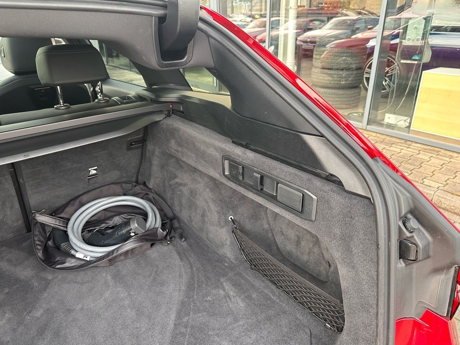BMW i5 eDrive40 Touring M Sport //Leas.ab EUR529,-in foto 18