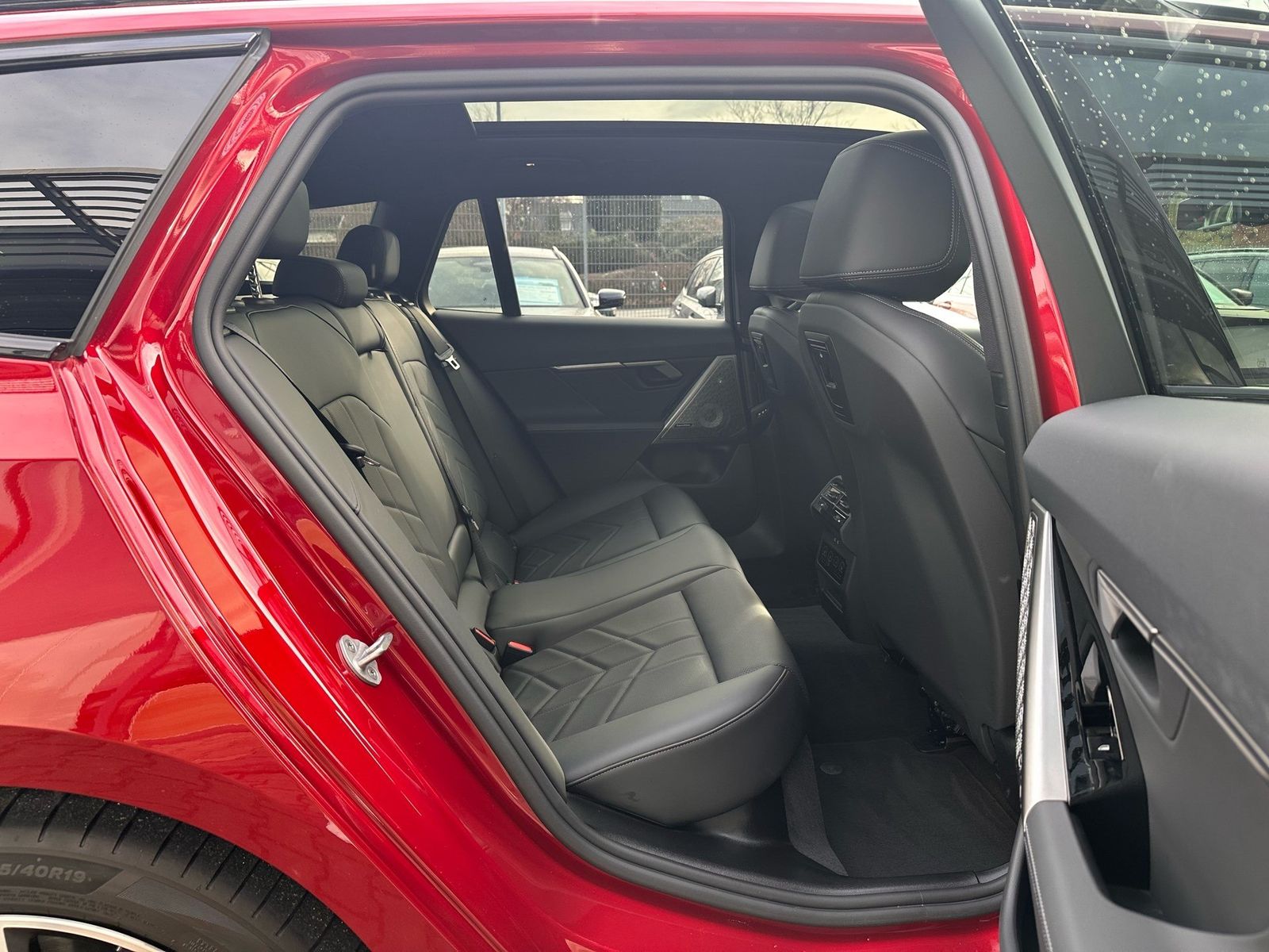 BMW i5 eDrive40 Touring M Sport //Leas.ab EUR529,-in foto 20