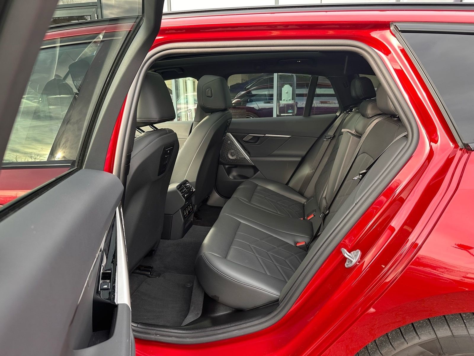 BMW i5 eDrive40 Touring M Sport //Leas.ab EUR529,-in foto 6