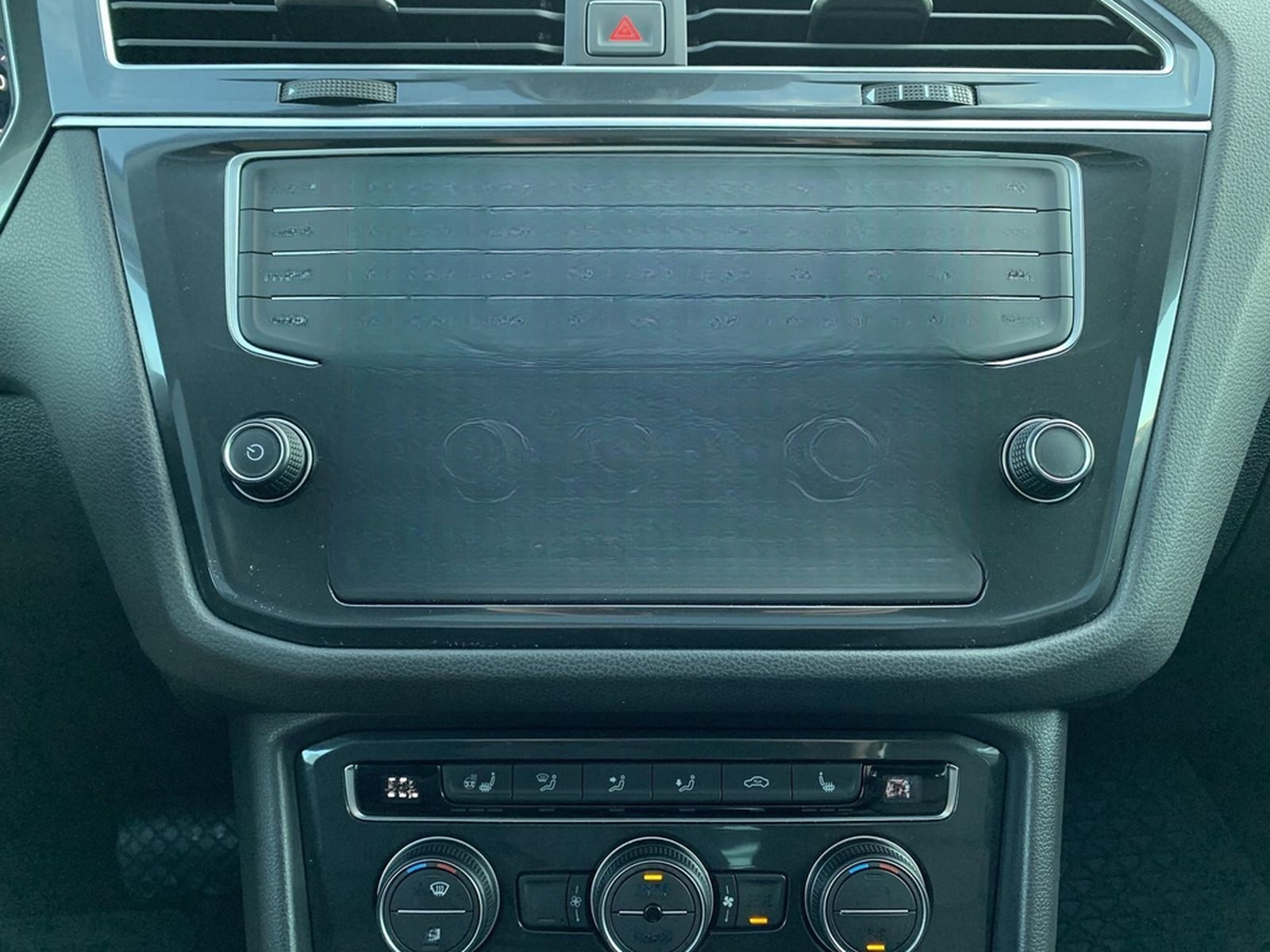 Volkswagen Tiguan 2.0TSI 4Motion Highline AHK+PANO+HUD+19LM foto 18