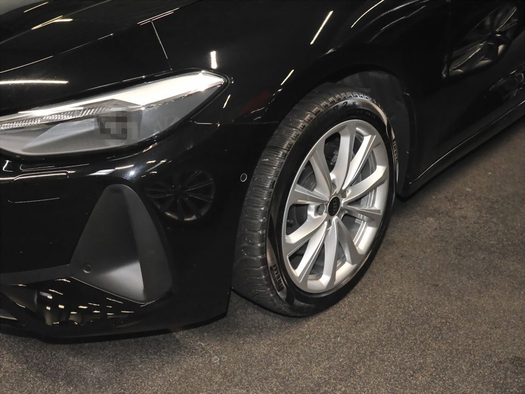 Audi A5 2,0 TFSI quattro S tronic Navi PDC Sitzhzg. foto 3